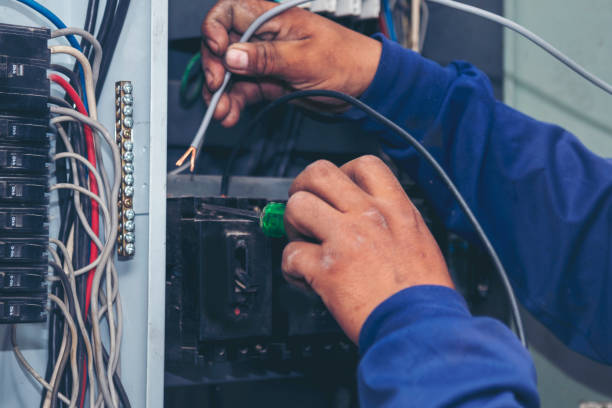 Best Affordable Emergency Electrician  in Brentwood, MO